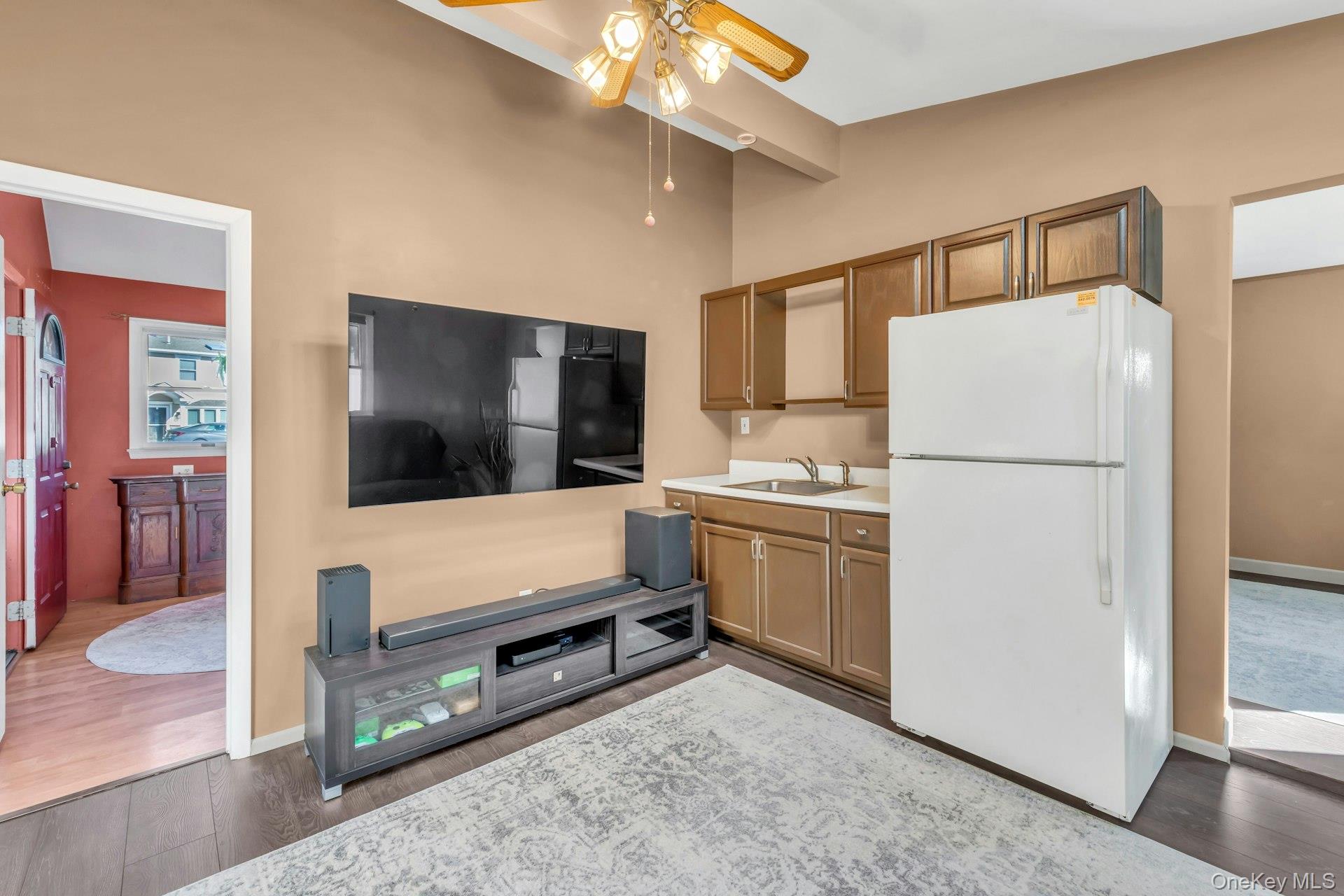 160 Old Farm Road, Levittown, NY 11756