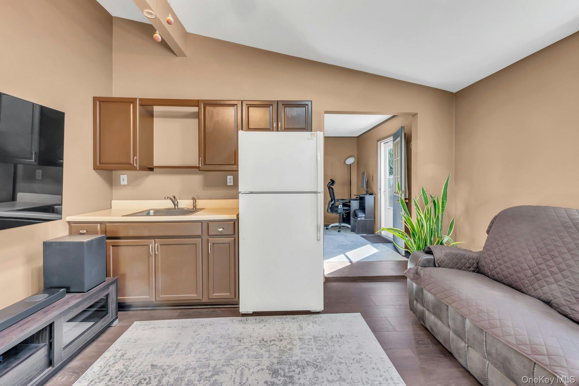 160 Old Farm Road, Levittown, NY 11756