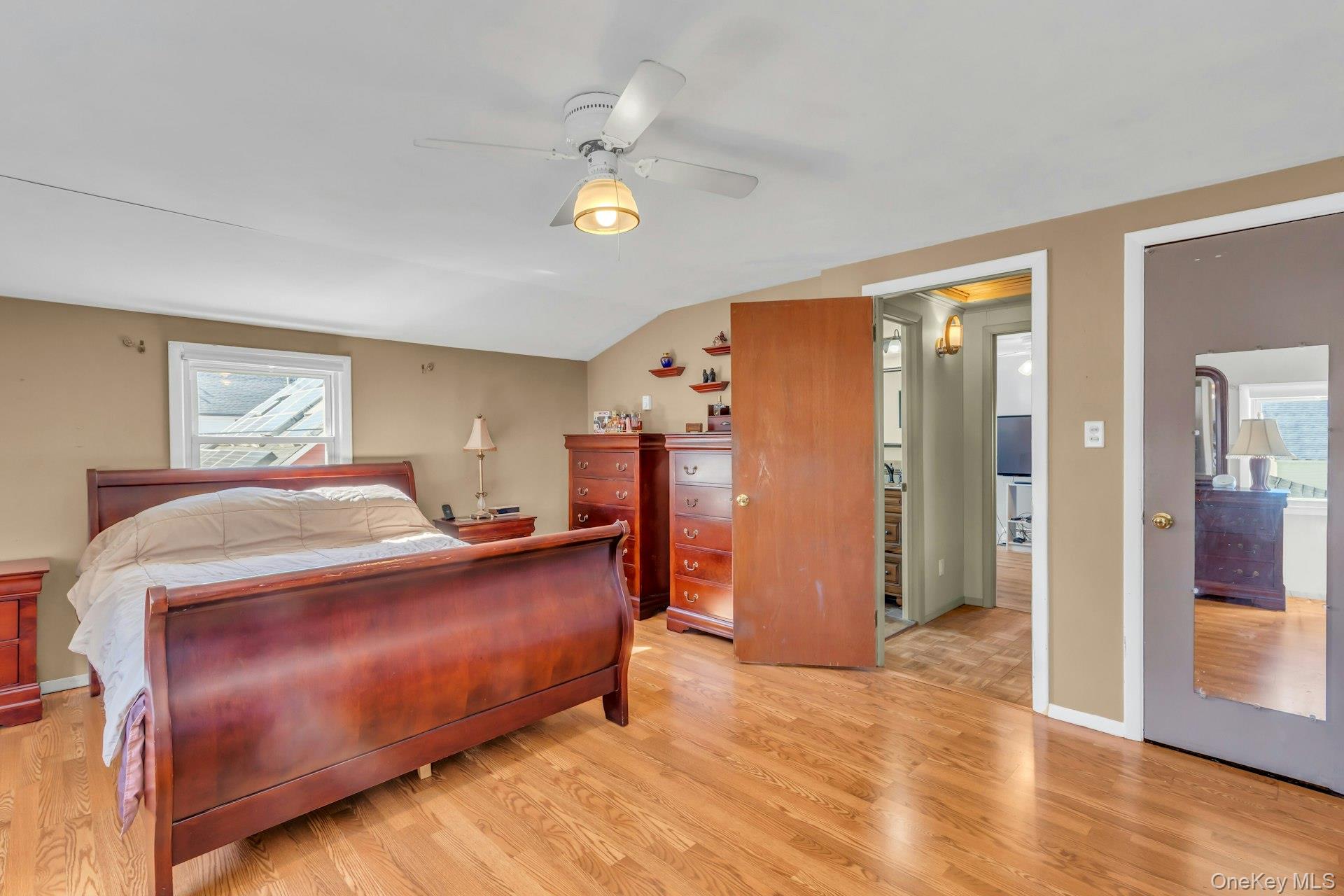 160 Old Farm Road, Levittown, NY 11756