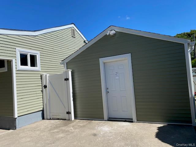 154 Charter Oaks, Brentwood, NY 11717