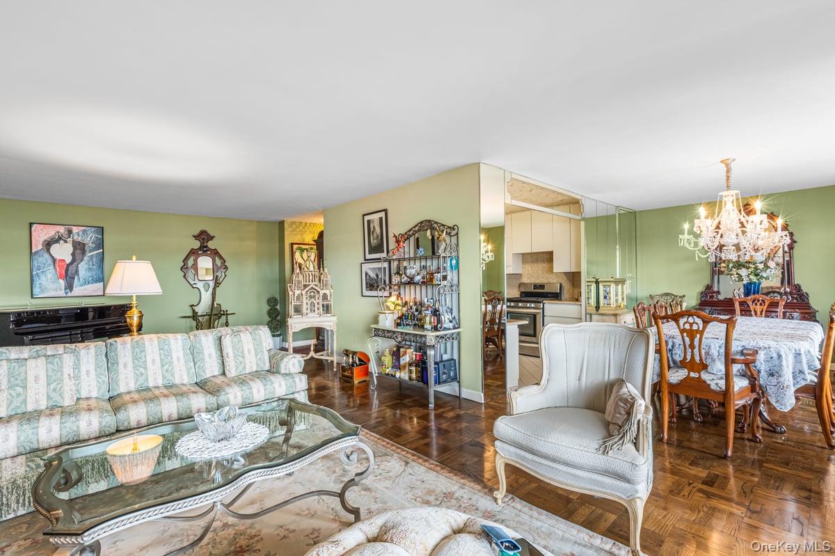 166-25 Powells Cove Boulevard # 9E, Beechhurst, NY 11357