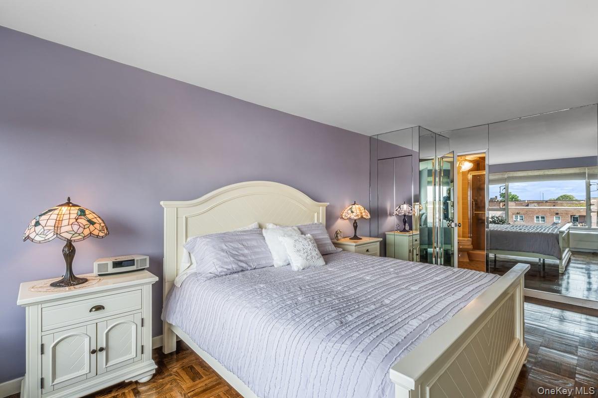 166-25 Powells Cove Boulevard # 9E, Beechhurst, NY 11357