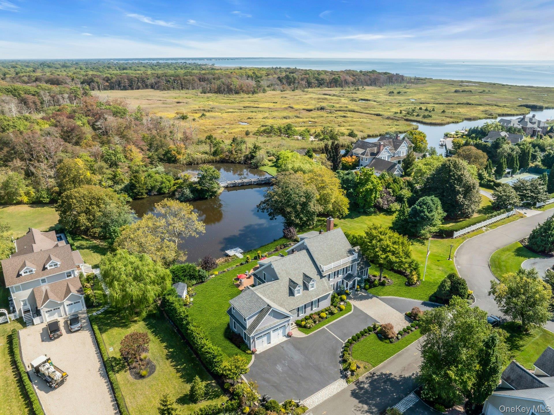 7 True Harbour Way, West Islip, NY 11795