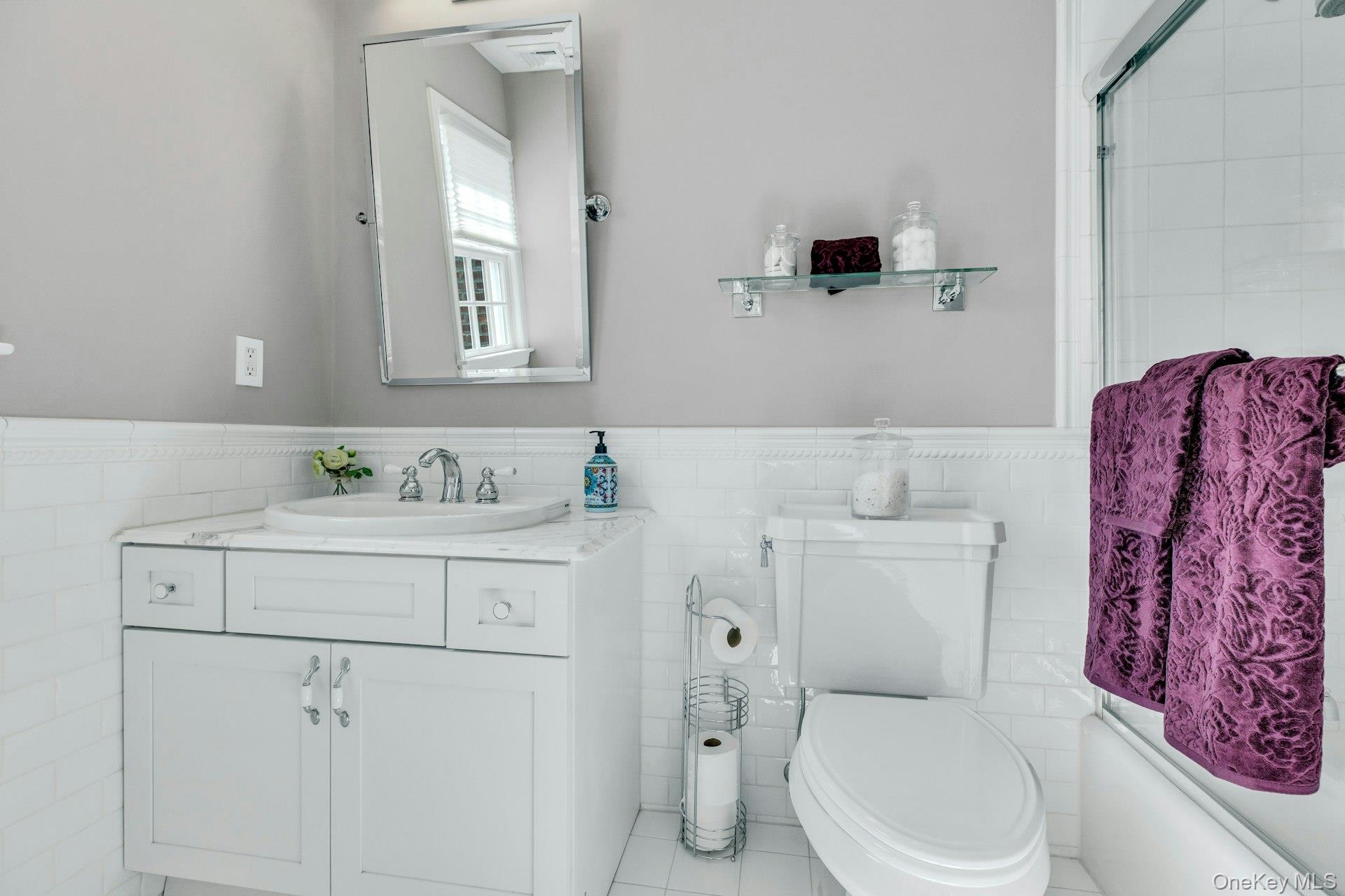 7 True Harbour Way, West Islip, NY 11795