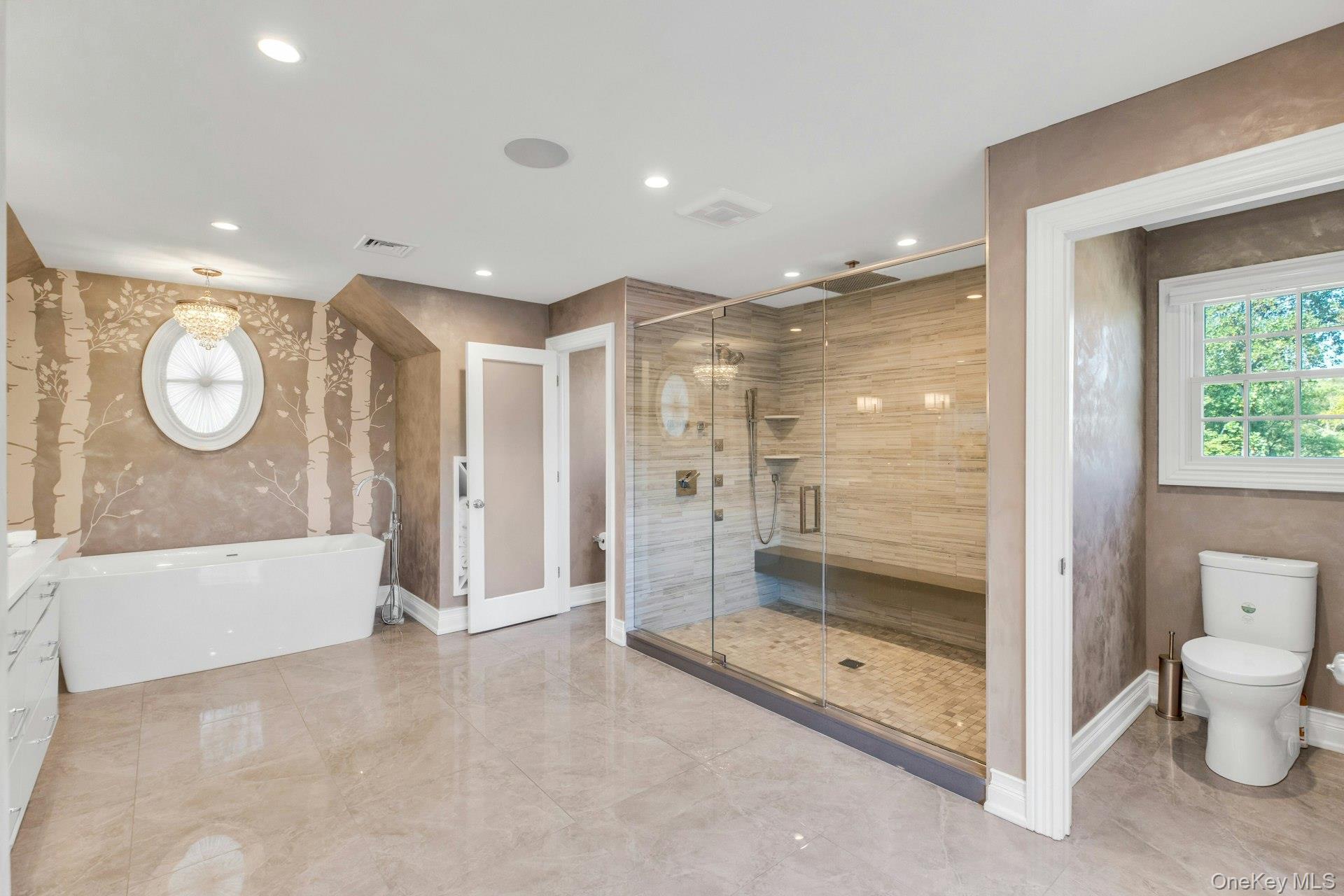 7 True Harbour Way, West Islip, NY 11795