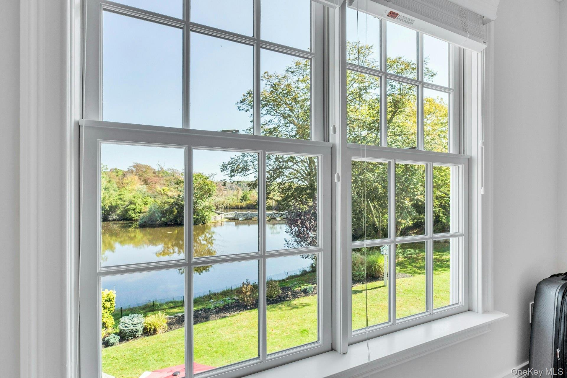 7 True Harbour Way, West Islip, NY 11795