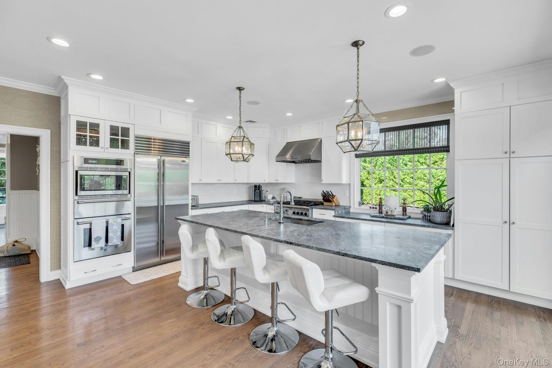 7 True Harbour Way, West Islip, NY 11795