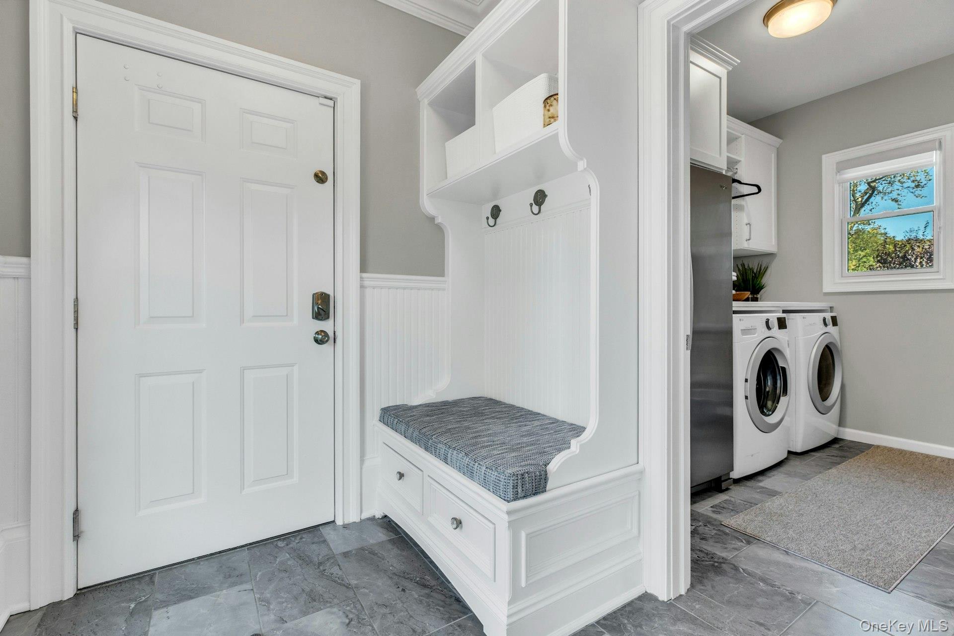 7 True Harbour Way, West Islip, NY 11795