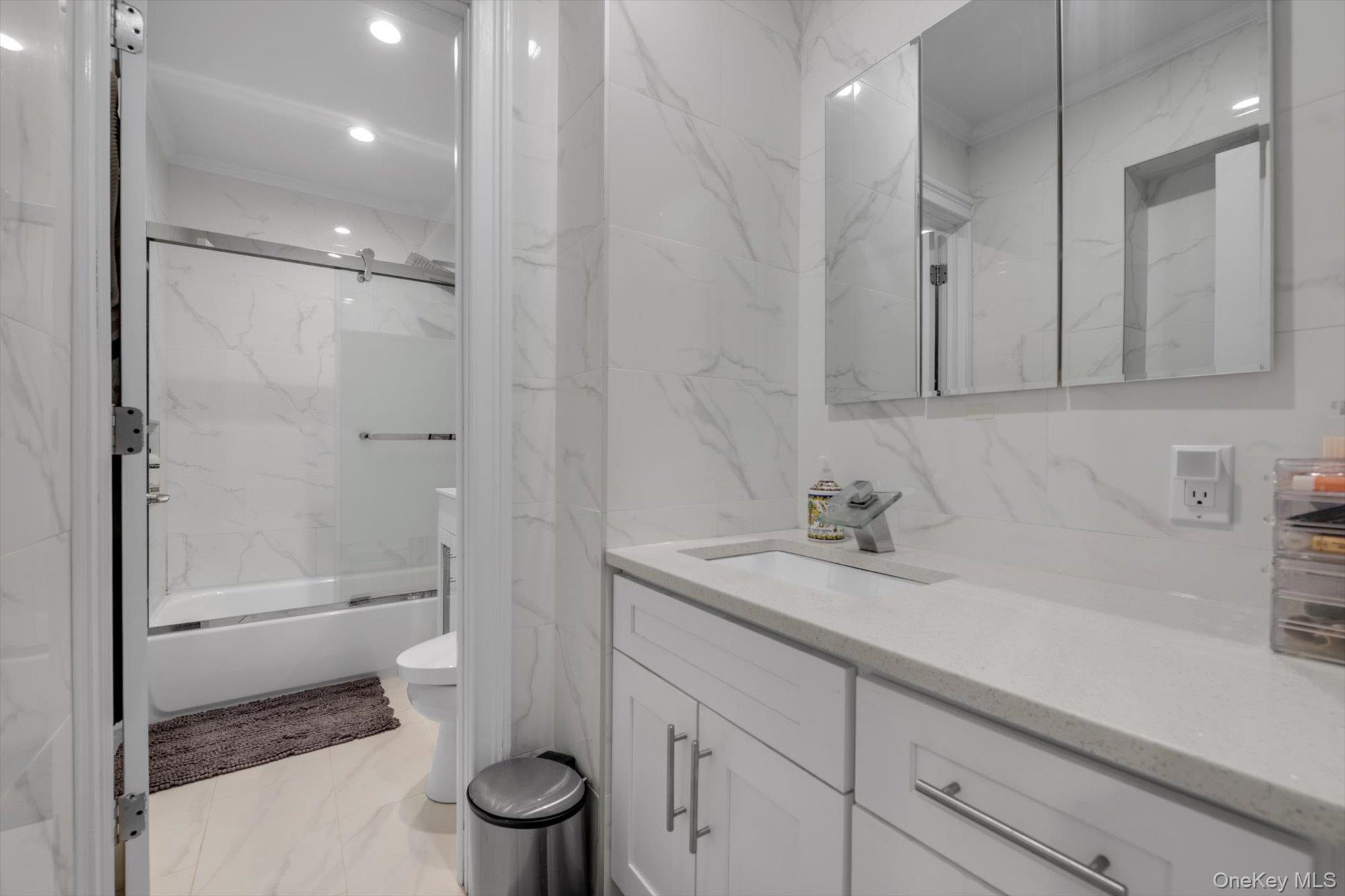 211-40 18 Avenue # 4B, Flushing, NY 11360