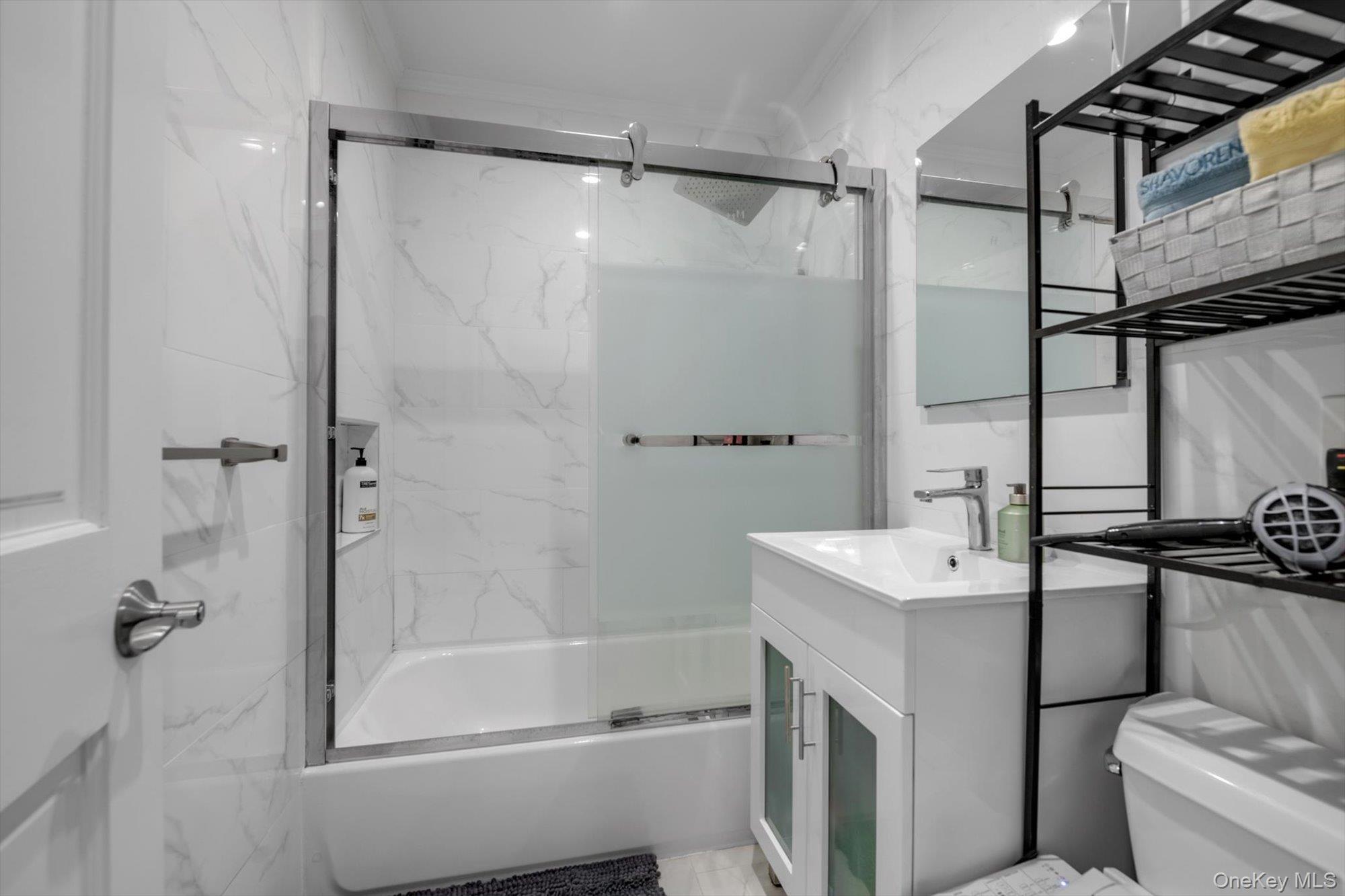 211-40 18 Avenue # 4B, Flushing, NY 11360