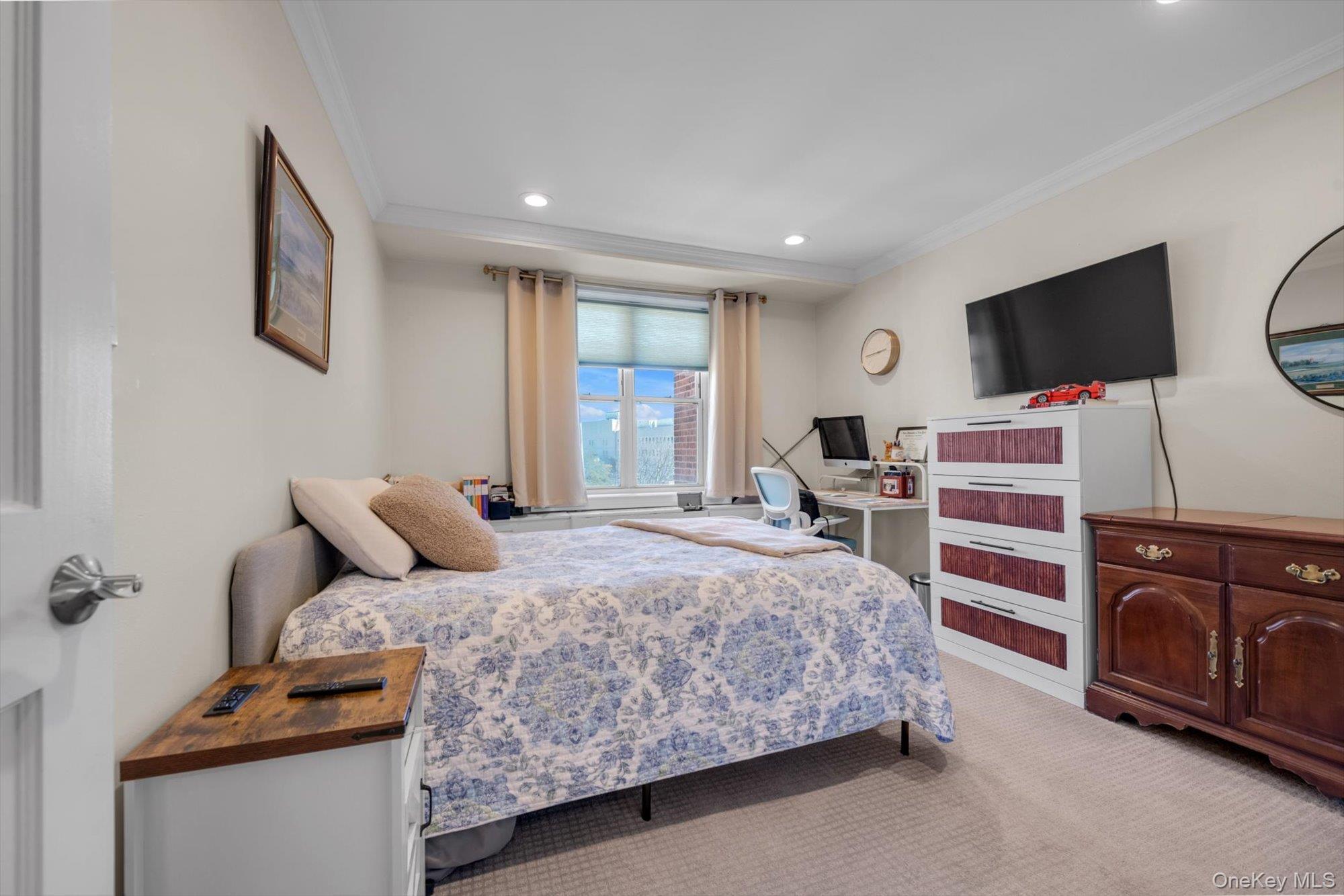 211-40 18 Avenue # 4B, Flushing, NY 11360