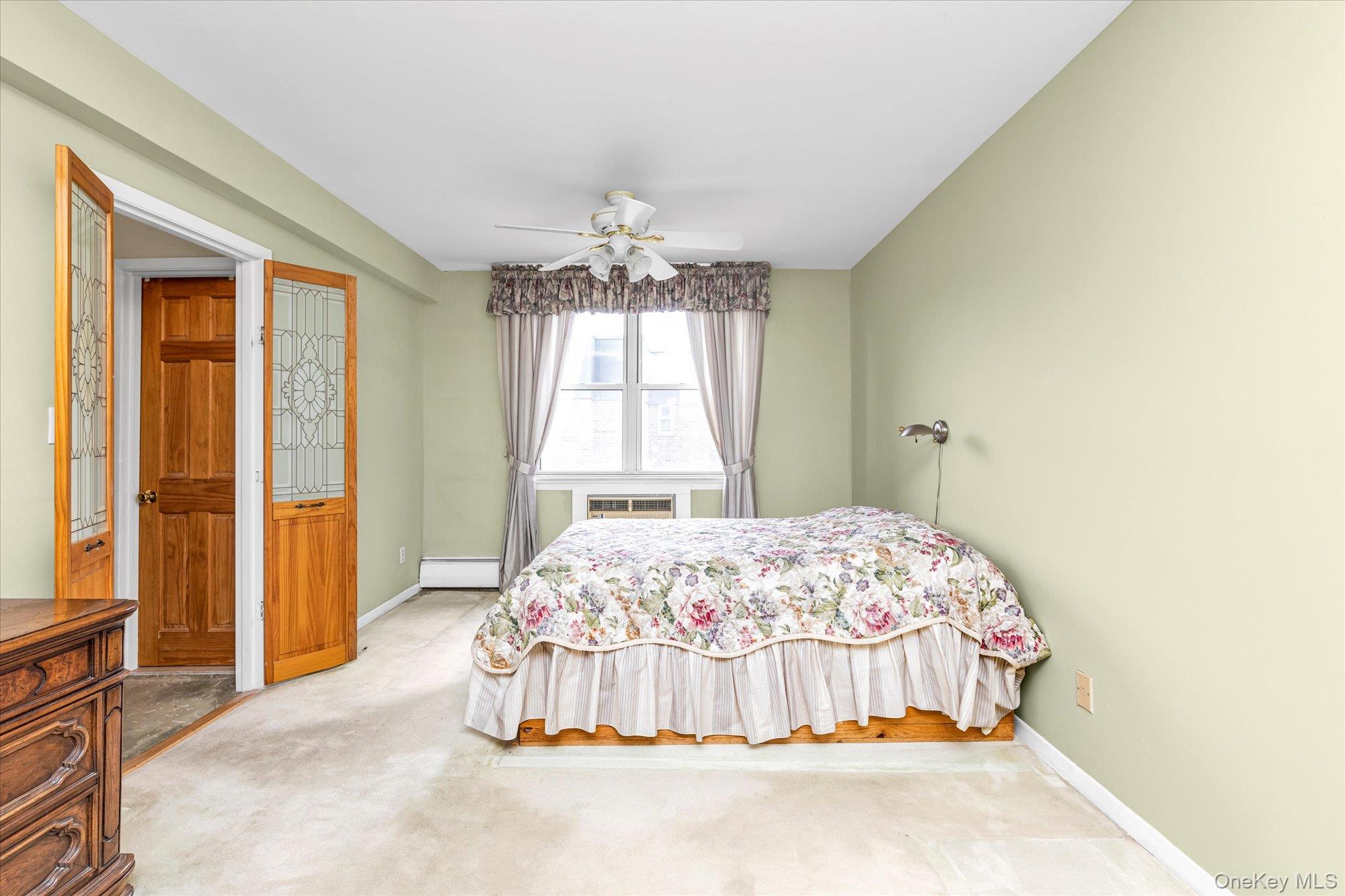 2 Fowler Avenue # 228, Lynbrook, NY 11563