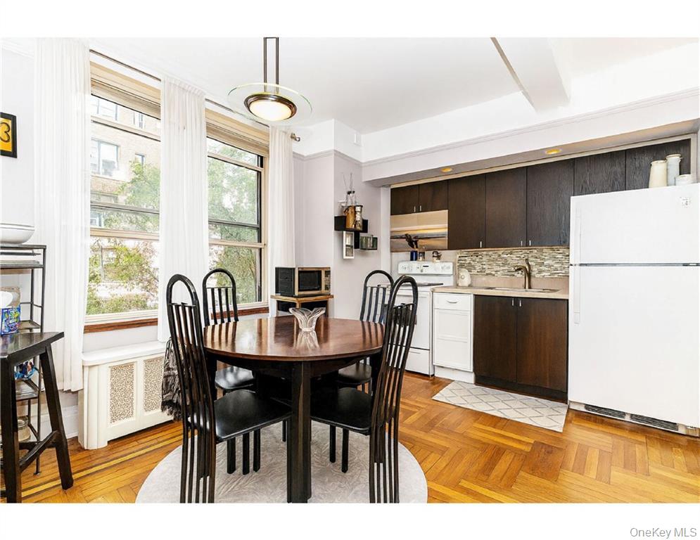 410 Central Park West # 3C, New York (Manhattan), NY 10025