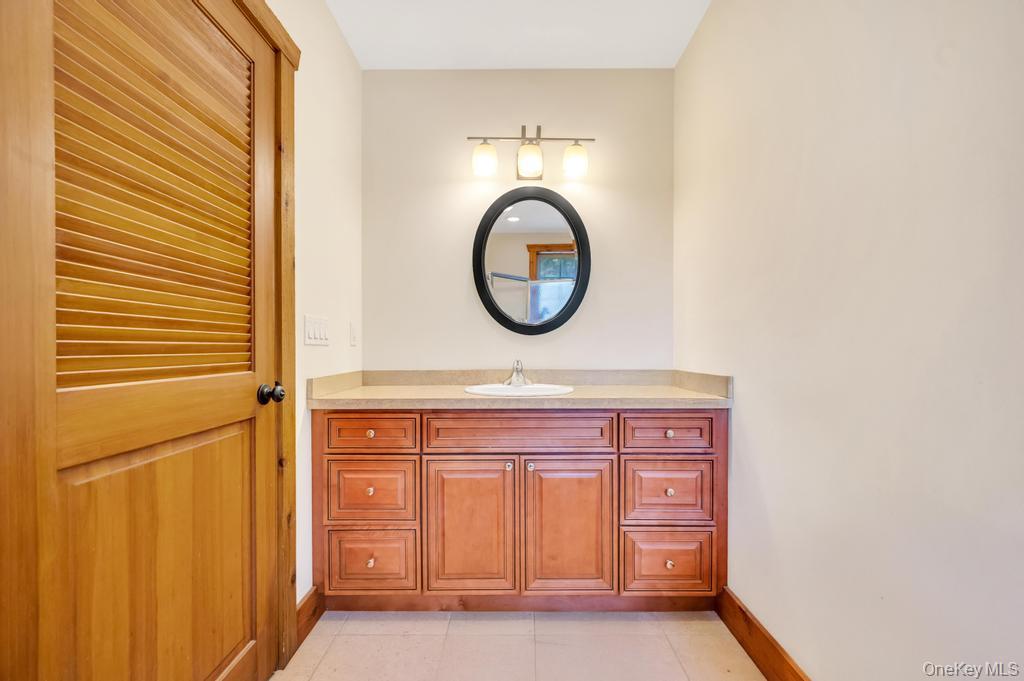 109 Oakside Drive, Smithtown, NY 11787