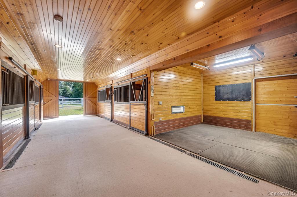 109 Oakside Drive, Smithtown, NY 11787