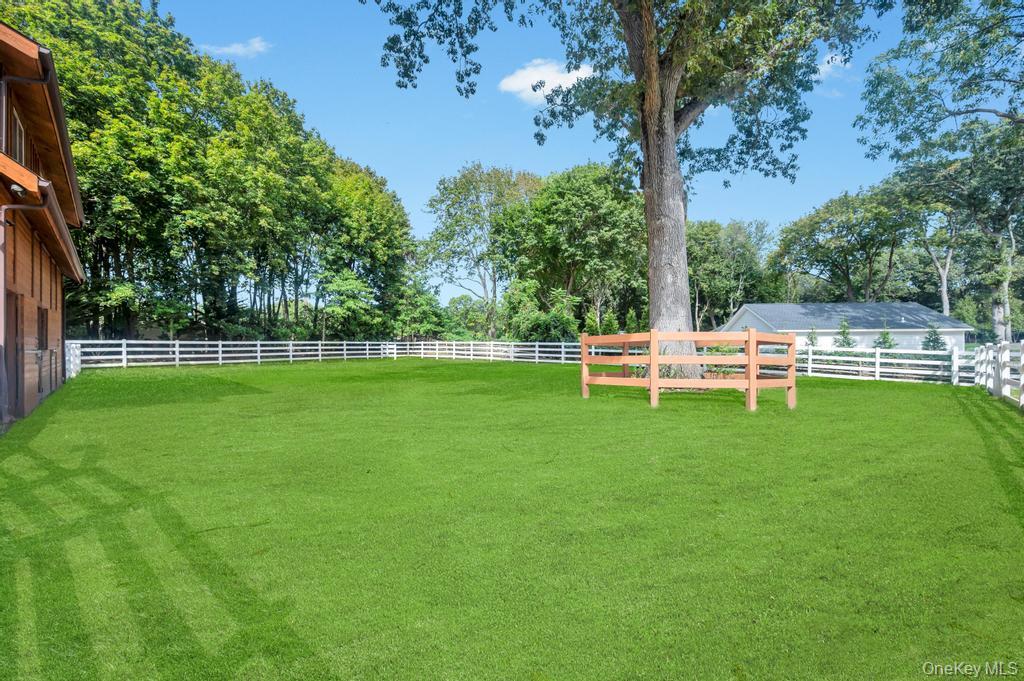 109 Oakside Drive, Smithtown, NY 11787