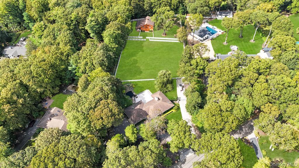 109 Oakside Drive, Smithtown, NY 11787