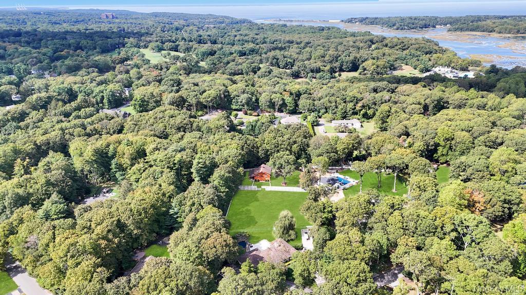 109 Oakside Drive, Smithtown, NY 11787