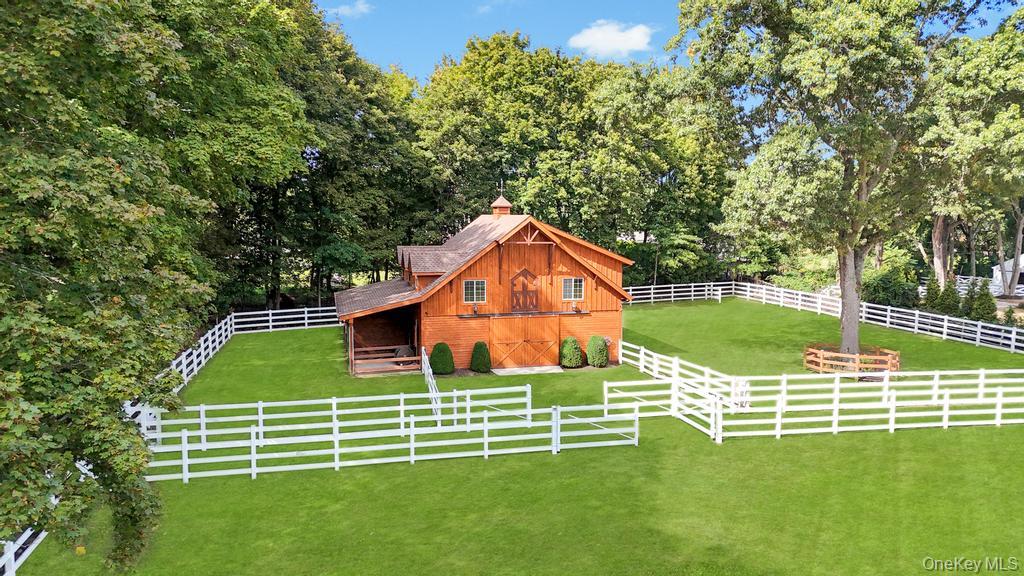 109 Oakside Drive, Smithtown, NY 11787