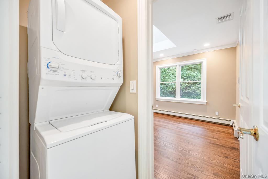 109 Oakside Drive, Smithtown, NY 11787