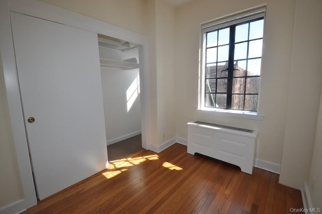 155 Garth Road # 5H, Scarsdale, NY 10583