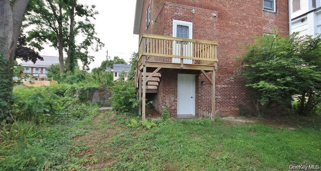 40 BROAD Street, Fishkill, NY 12524