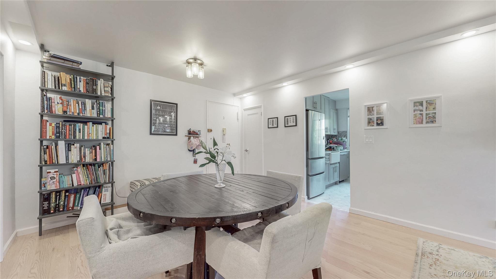 70-31 108th St # 2C, Forest Hills, NY 11375