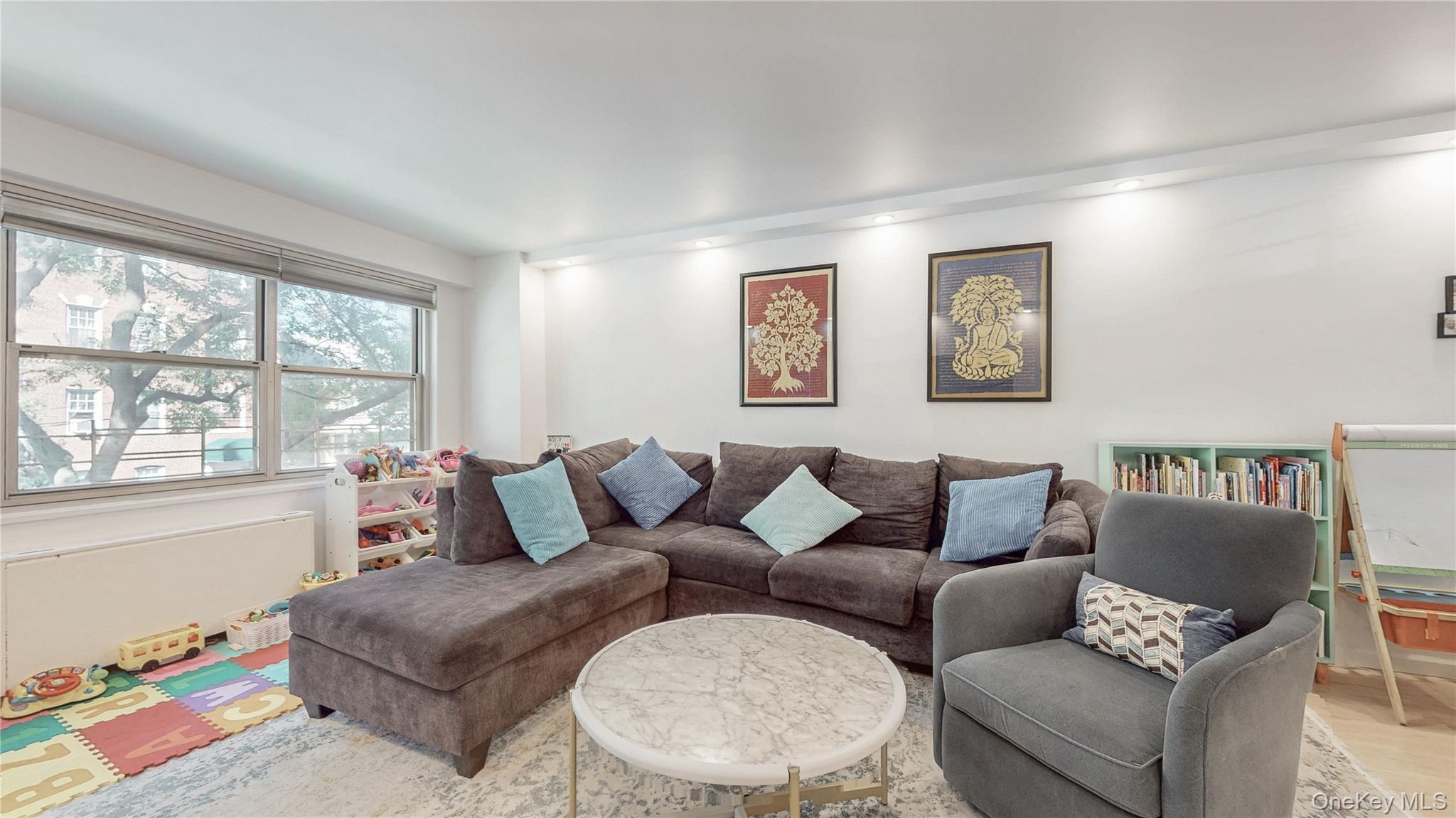 70-31 108th St # 2C, Forest Hills, NY 11375