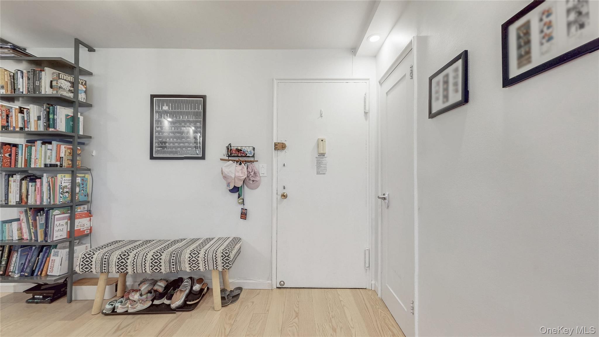 70-31 108th St # 2C, Forest Hills, NY 11375