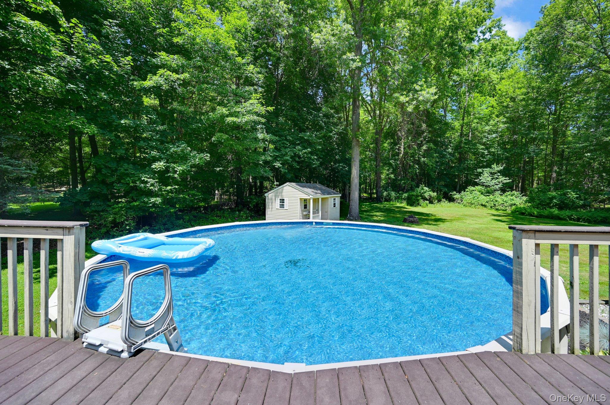 5 Thompson Court, Campbell Hall, NY 10916