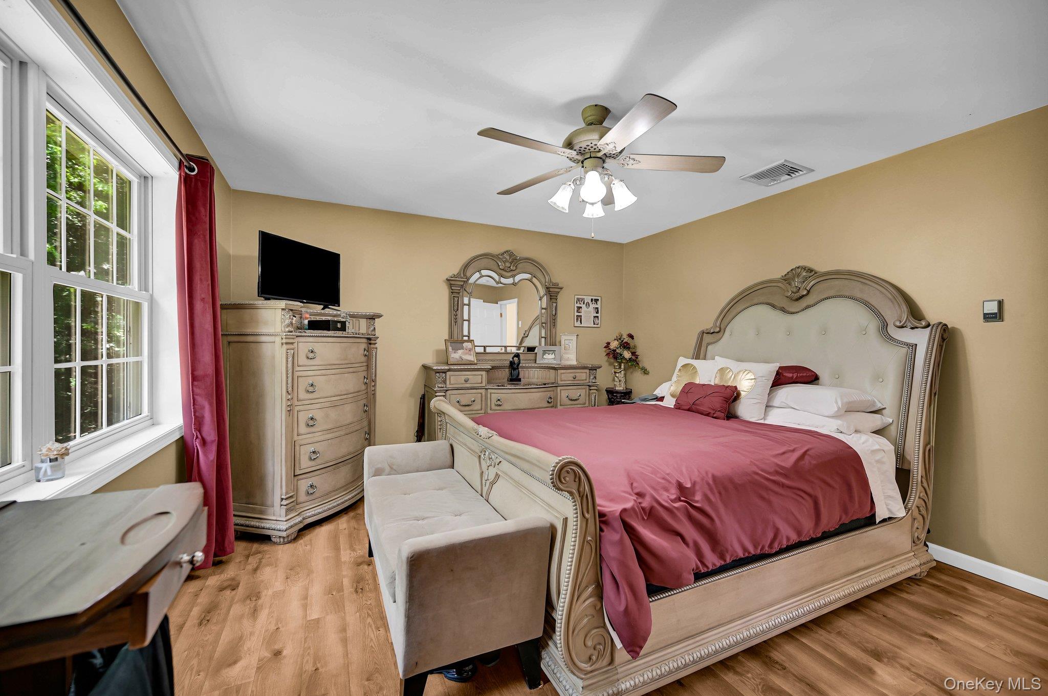 5 Thompson Court, Campbell Hall, NY 10916