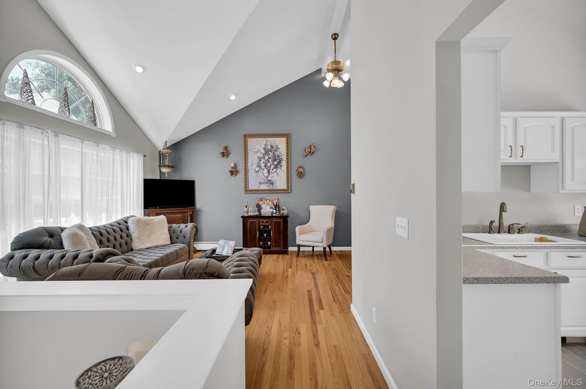 5 Thompson Court, Campbell Hall, NY 10916