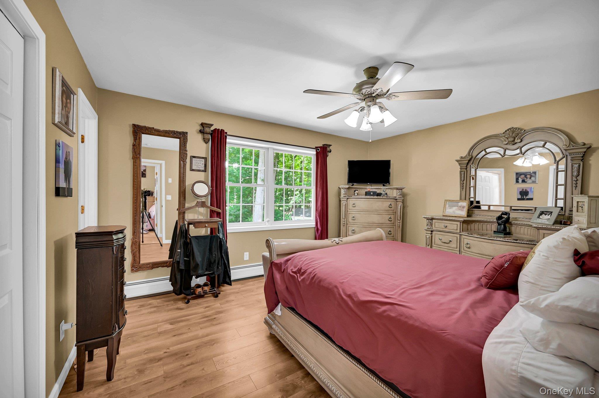 5 Thompson Court, Campbell Hall, NY 10916