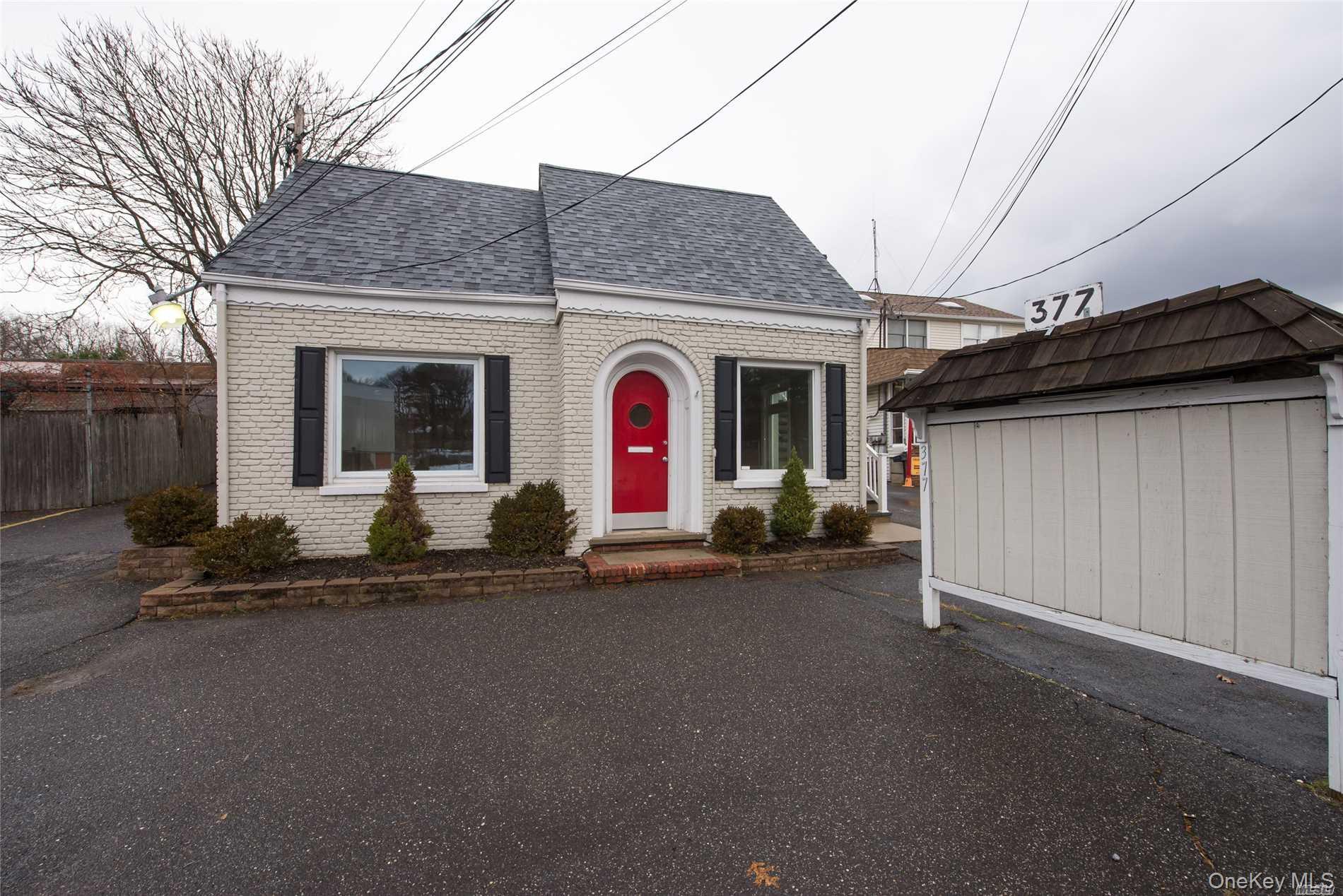 377 Fort Salonga, Northport, NY 11768