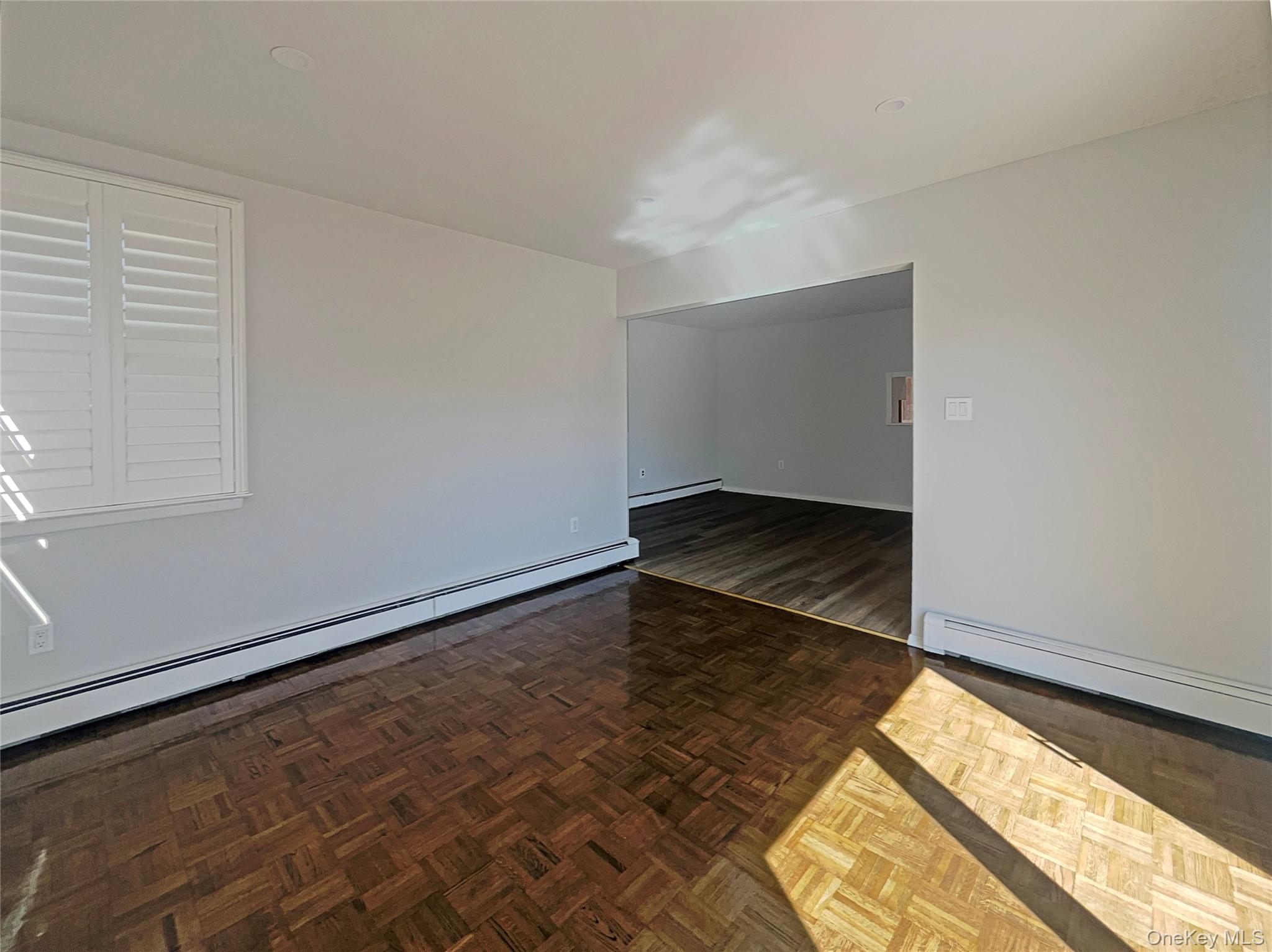 371 Pennsylvania Avenue, Mineola, NY 11501