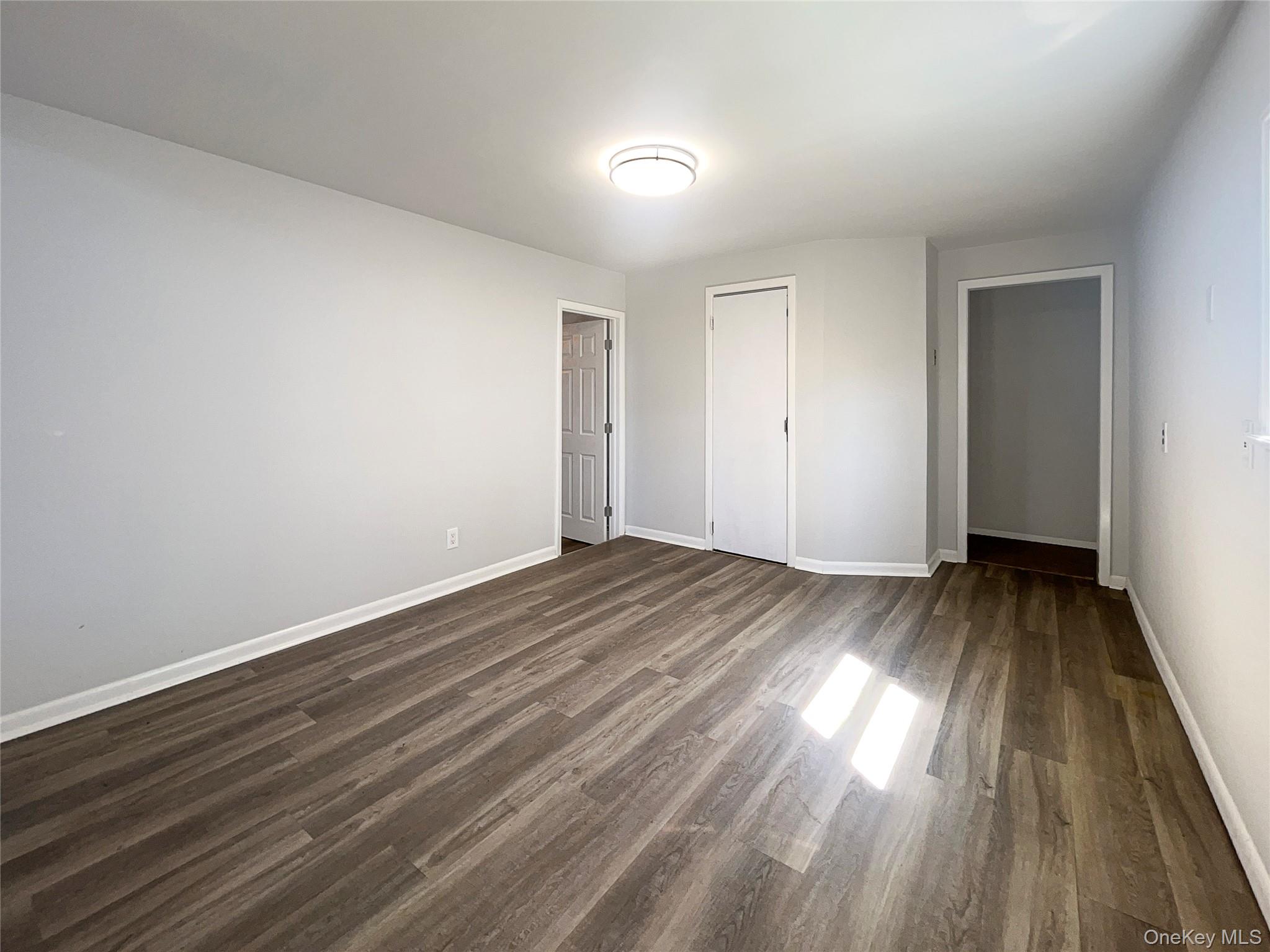 371 Pennsylvania Avenue, Mineola, NY 11501