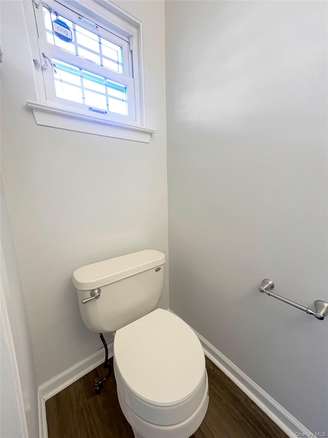 371 Pennsylvania Avenue, Mineola, NY 11501