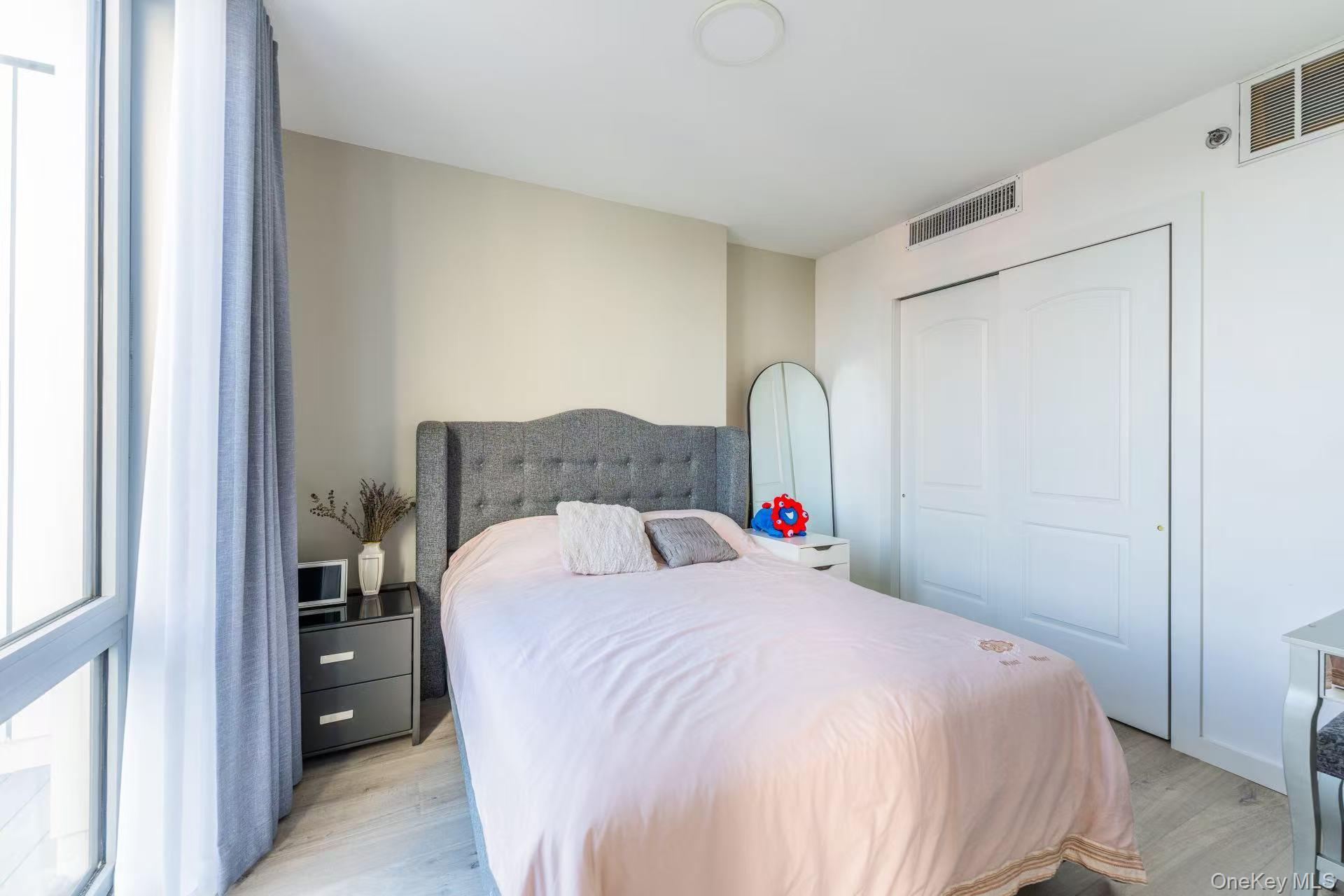 144-27 Sanford Avenue # 8O, Flushing, NY 11355