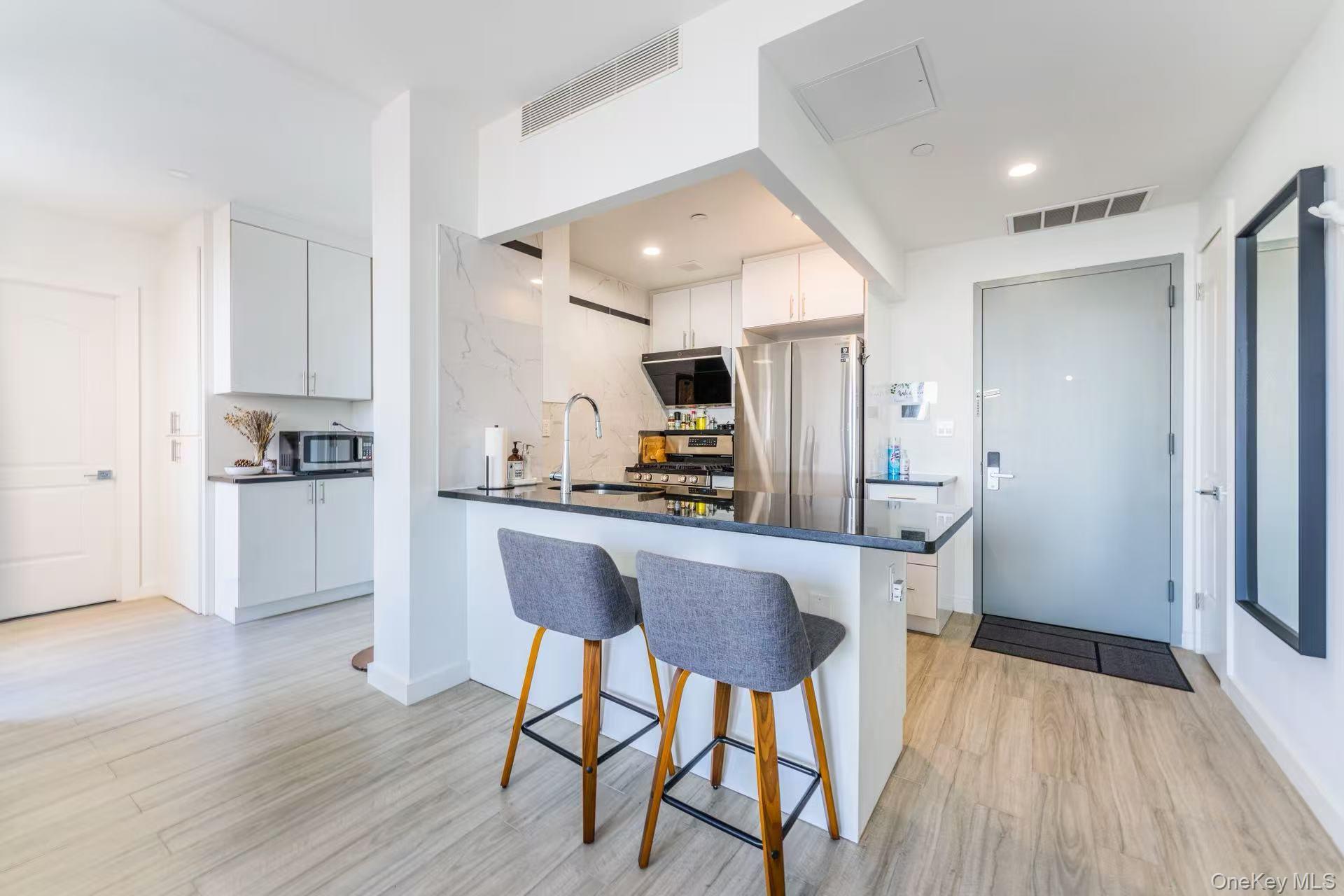 144-27 Sanford Avenue # 8O, Flushing, NY 11355