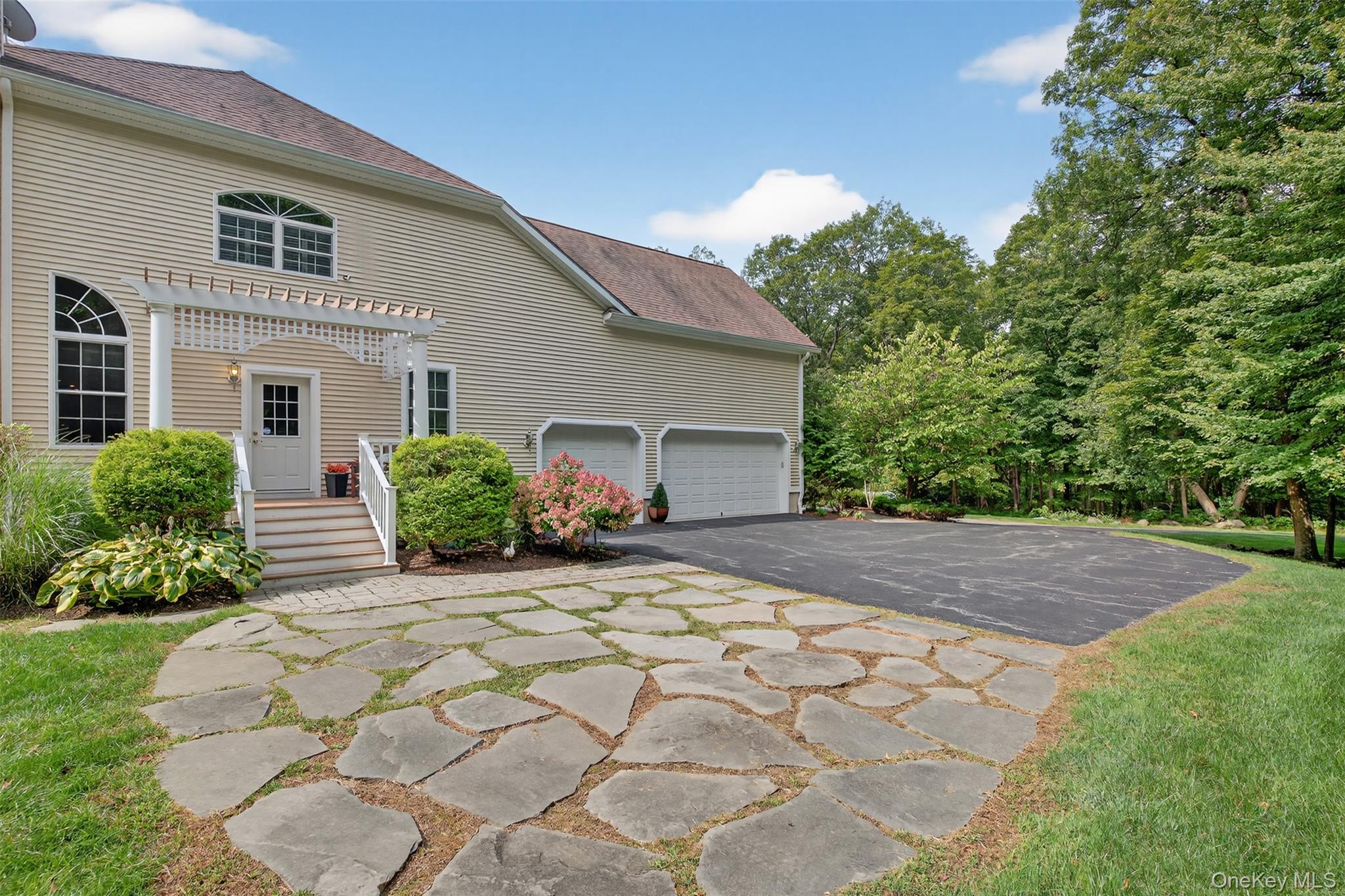 3 Orr-Hatch Drive, Cornwall, NY 12518