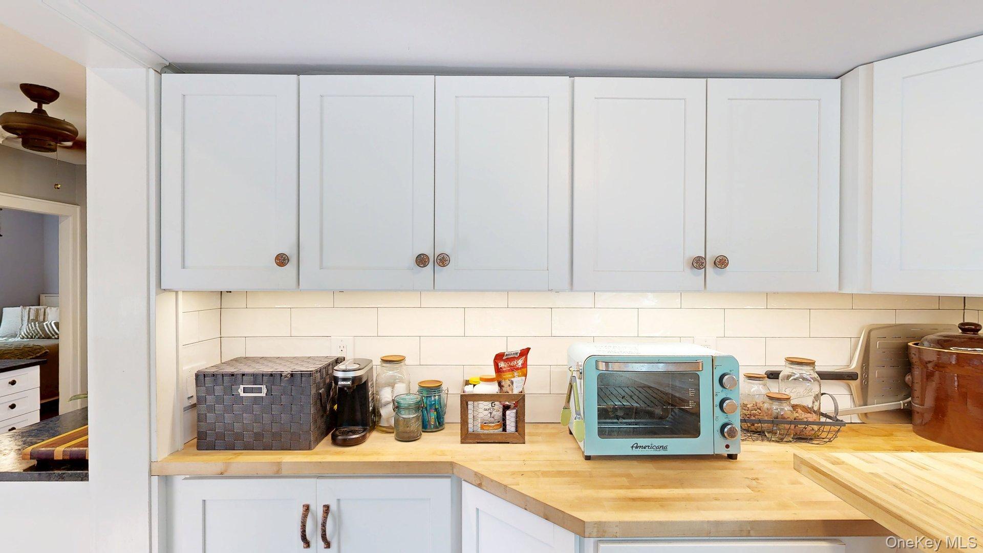 19 Island Road, Sound Beach, NY 11789