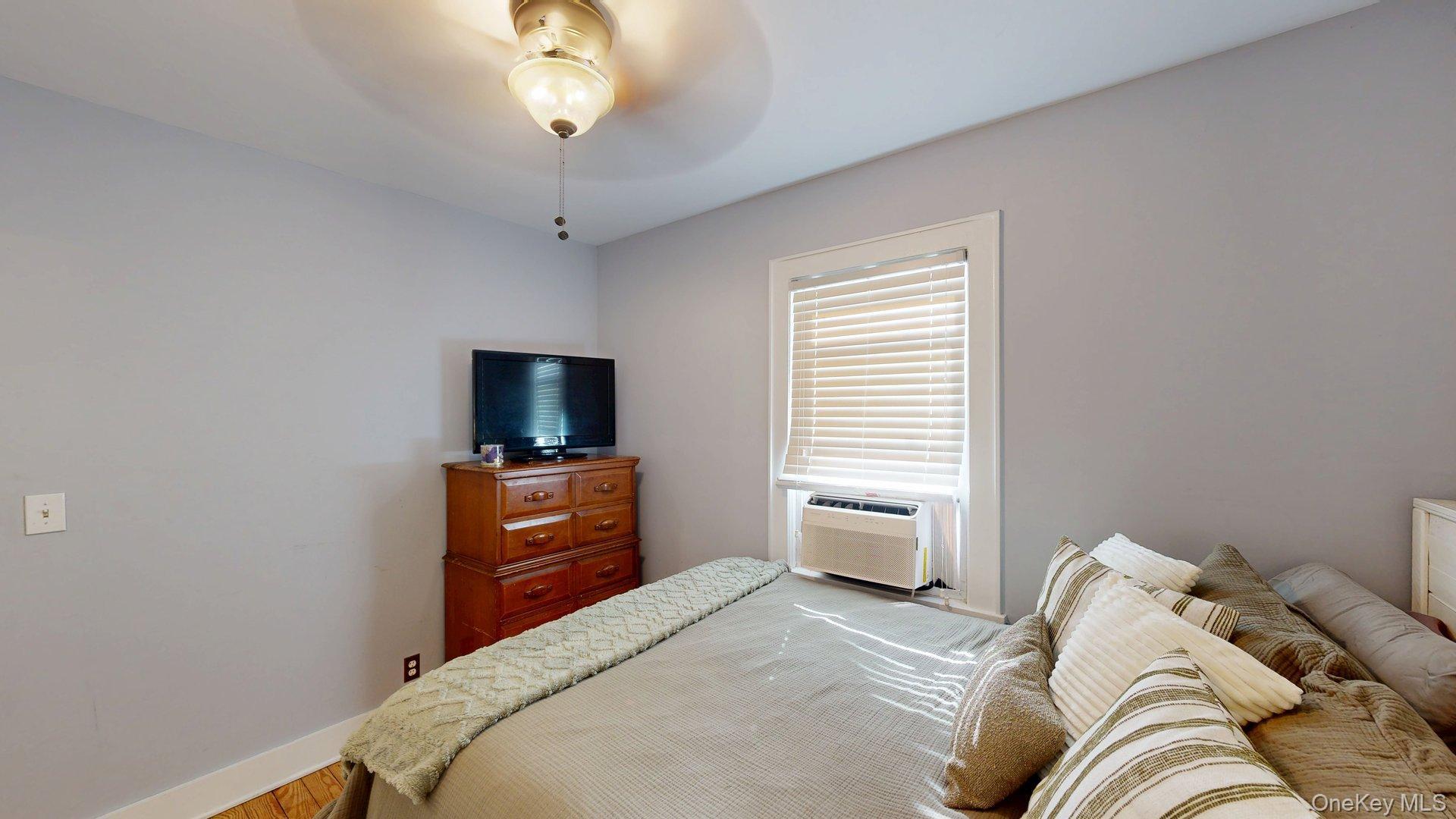 19 Island Road, Sound Beach, NY 11789