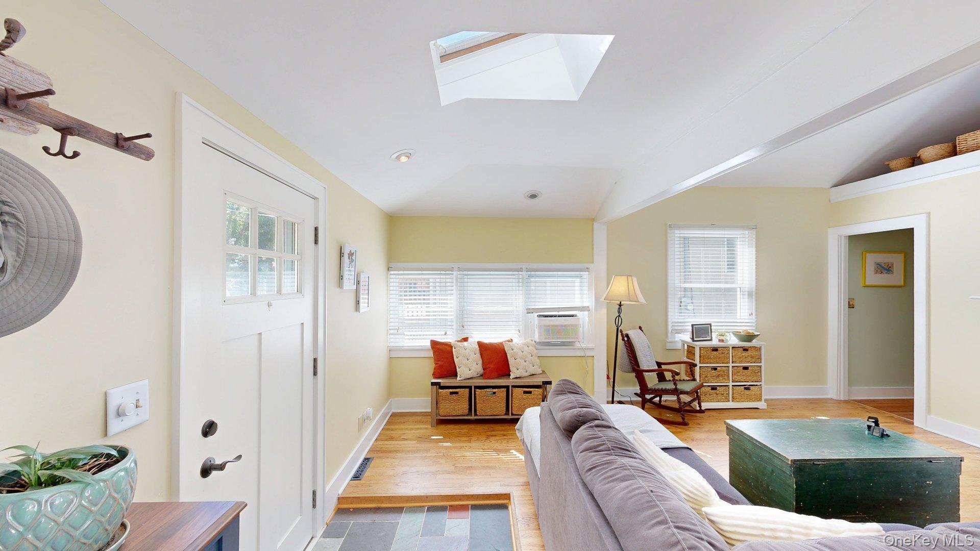 19 Island Road, Sound Beach, NY 11789