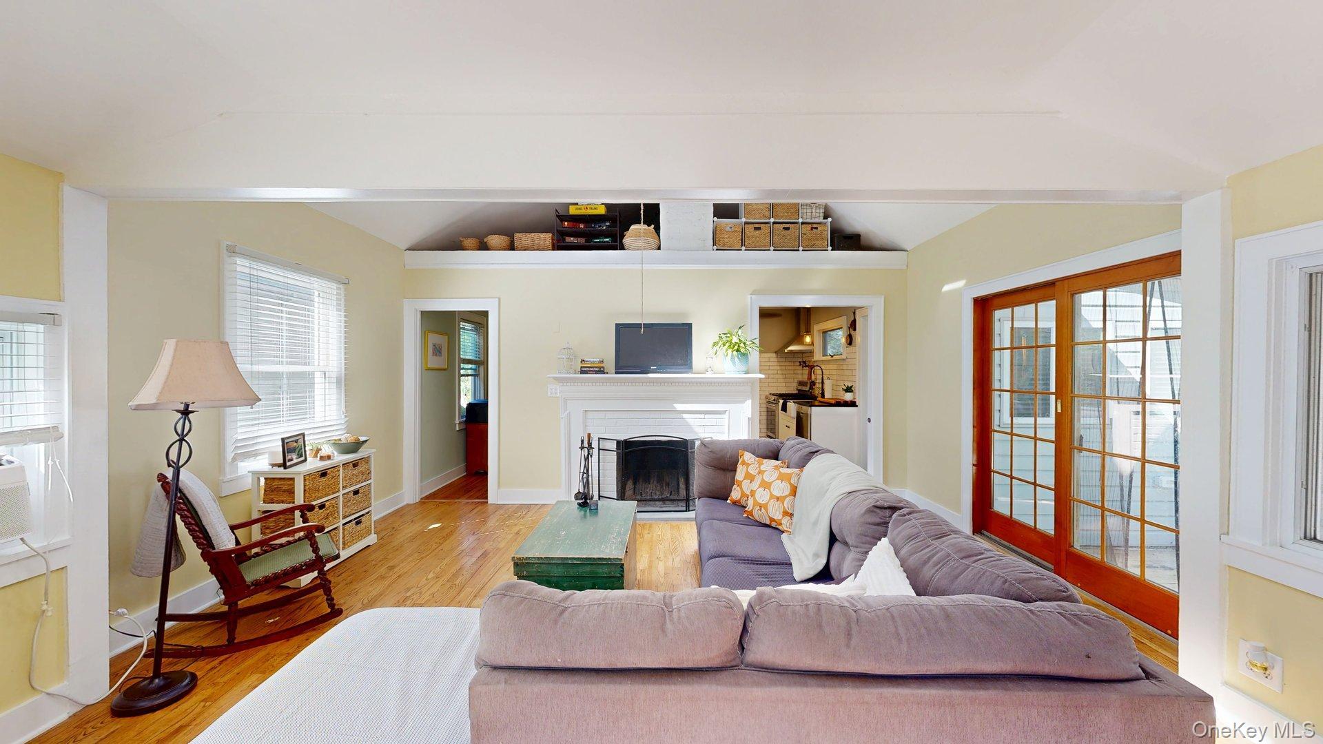 19 Island Road, Sound Beach, NY 11789