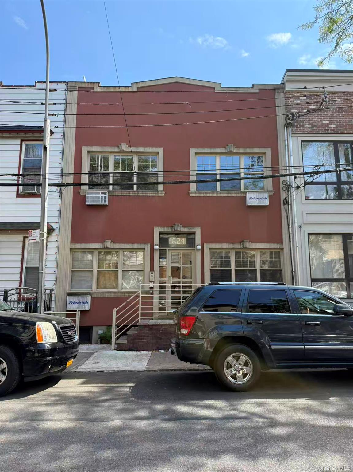 1624 Summerfield Street # 1R, Ridgewood, NY 11385