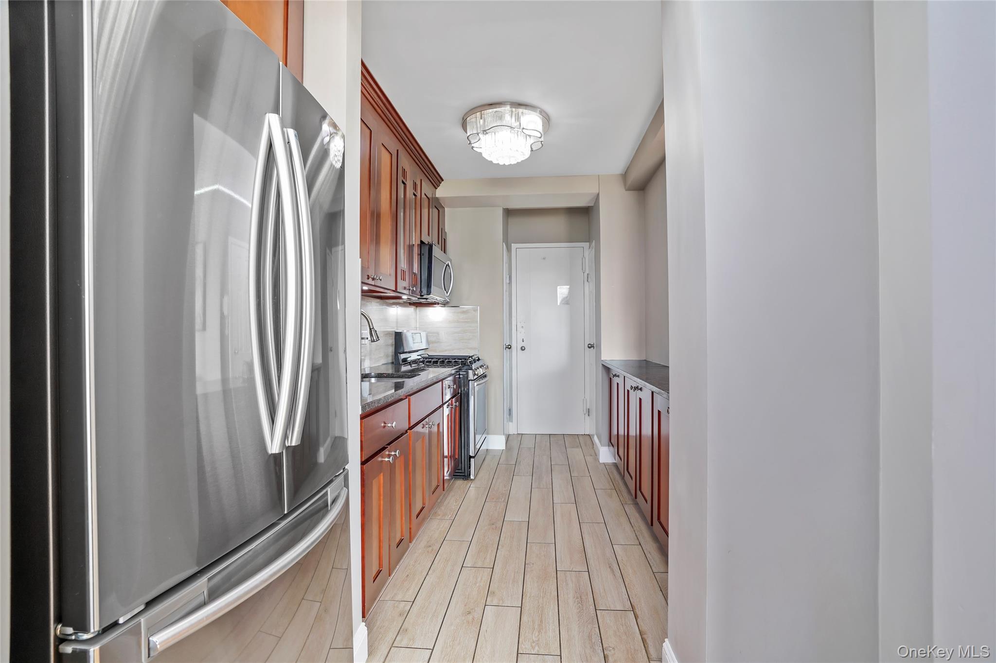 3 Fordham Hill Oval # 17F, Bronx, NY 10468