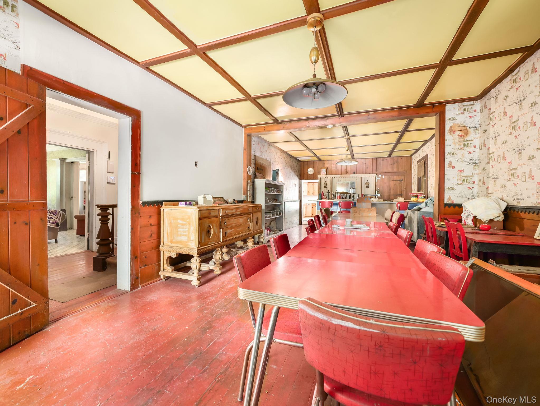 19 Oakland Valley Road, Cuddebackville, NY 12729