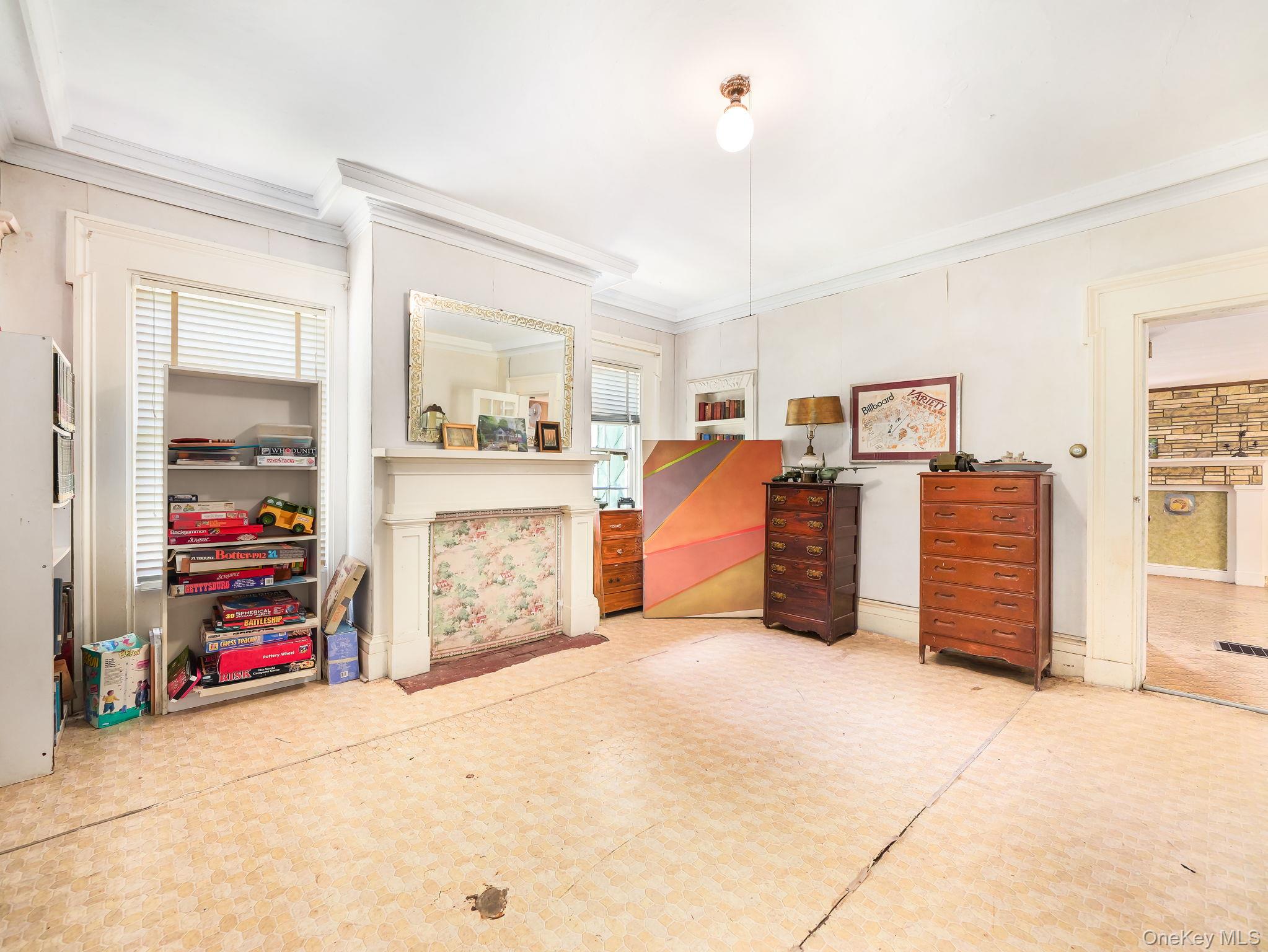 19 Oakland Valley Road, Cuddebackville, NY 12729