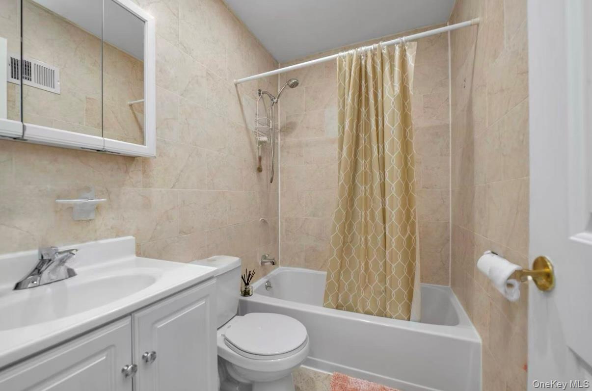 8810 70th Road, Forest Hills, NY 11375