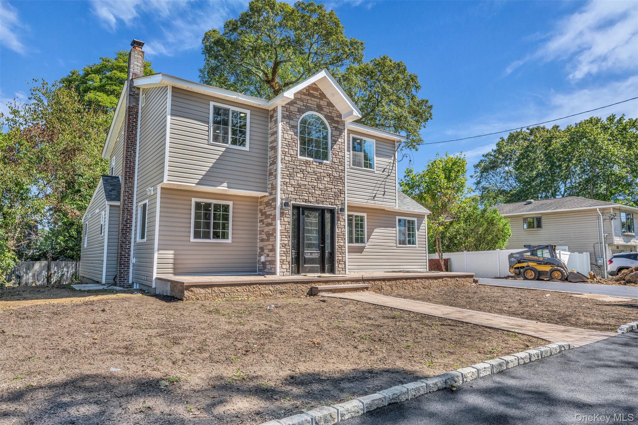 99 W 2nd Street, Lake Ronkonkoma, NY 11779